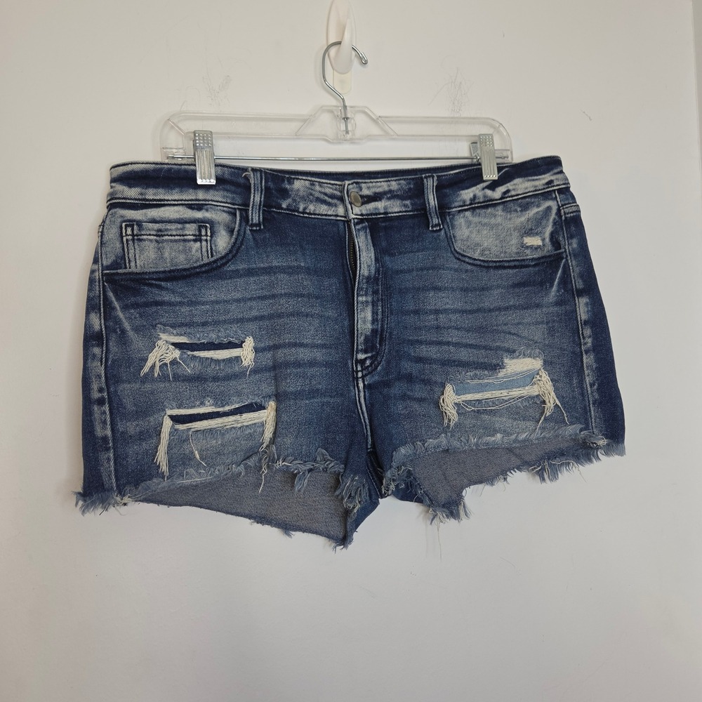 KanCan Signature Mid Rise Distressed Denim Shorts Blue VBK1763 Womens Size 32
